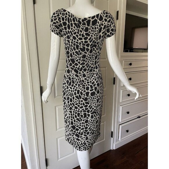 ST JOHN Evening Santana Knit Cocktail Dress Metallic Shimmer Studs Black White 4 - Picture 5 of 16